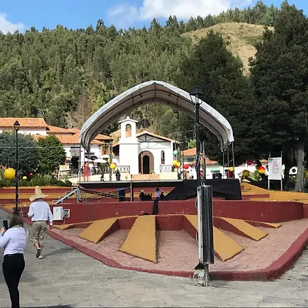 Casa Posada Maestro Carlos Aranguren Duitama Exterior photo